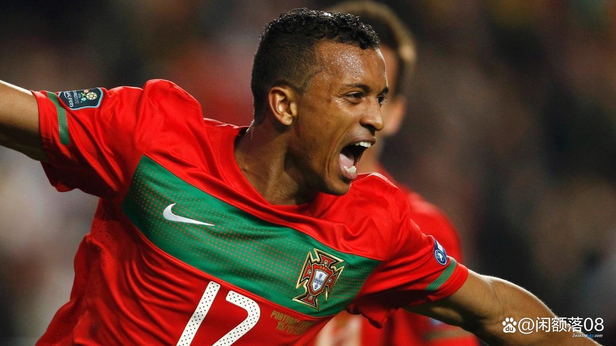 王晓晨泳装照引发的讨论