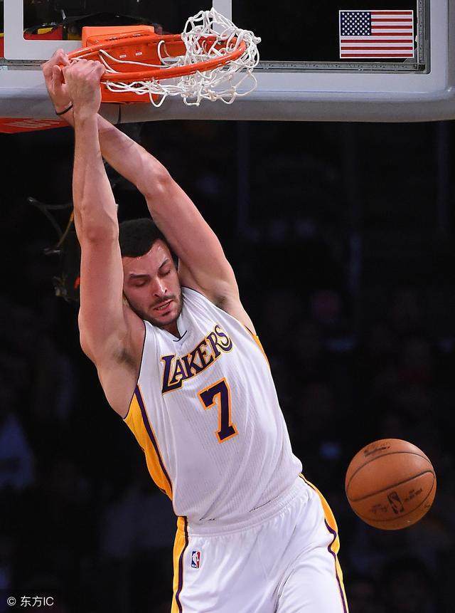 法国杯关键时刻再迎强敌，深圳男篮手感冰凉，主帅态度：更衣室稳定，控场能力受关注的简单介绍